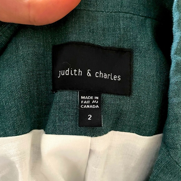 Like new Judith & Charles 100% linen blazer, size 2. Lined. - Picture 3 of 6